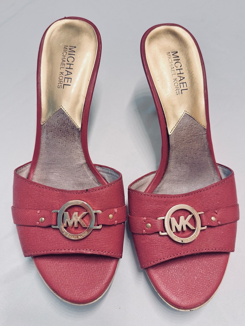 Michael Kors Pink Open Toe Slide On Kitten Sandals Heels Wood 8.5